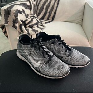 Nike Free TR Fligh High, SZ 9 Good condition